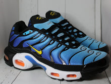 Load image into Gallery viewer, Shoes