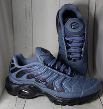 Load image into Gallery viewer, Shoes