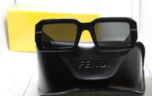 Load image into Gallery viewer, Sunglasses
