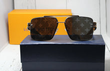 Load image into Gallery viewer, Sunglasses