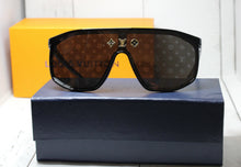 Load image into Gallery viewer, Sunglasses